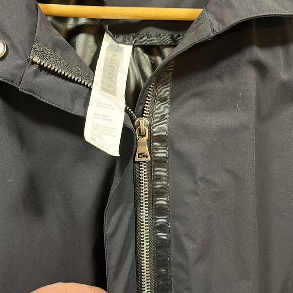 Fabletics black Giana hooded jacket - Picture 8 of 8